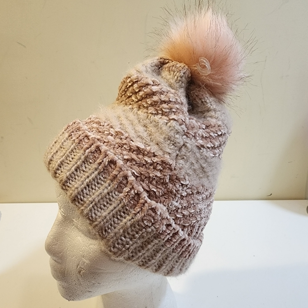 Pom pom beannie Winter hat OS - Picture 2 of 7